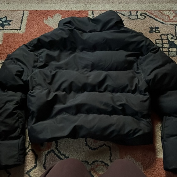 Gymshark Puffer Jacket - Picture 4 of 5